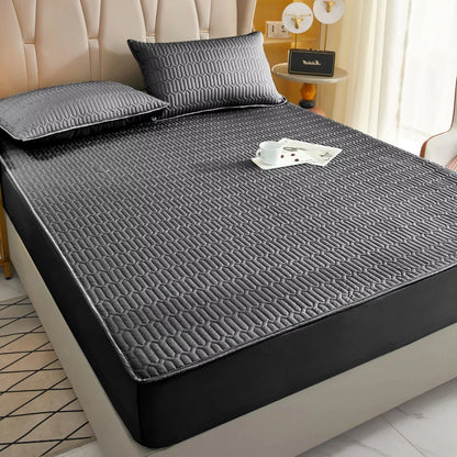 Waterproof Thick Mattress Protector